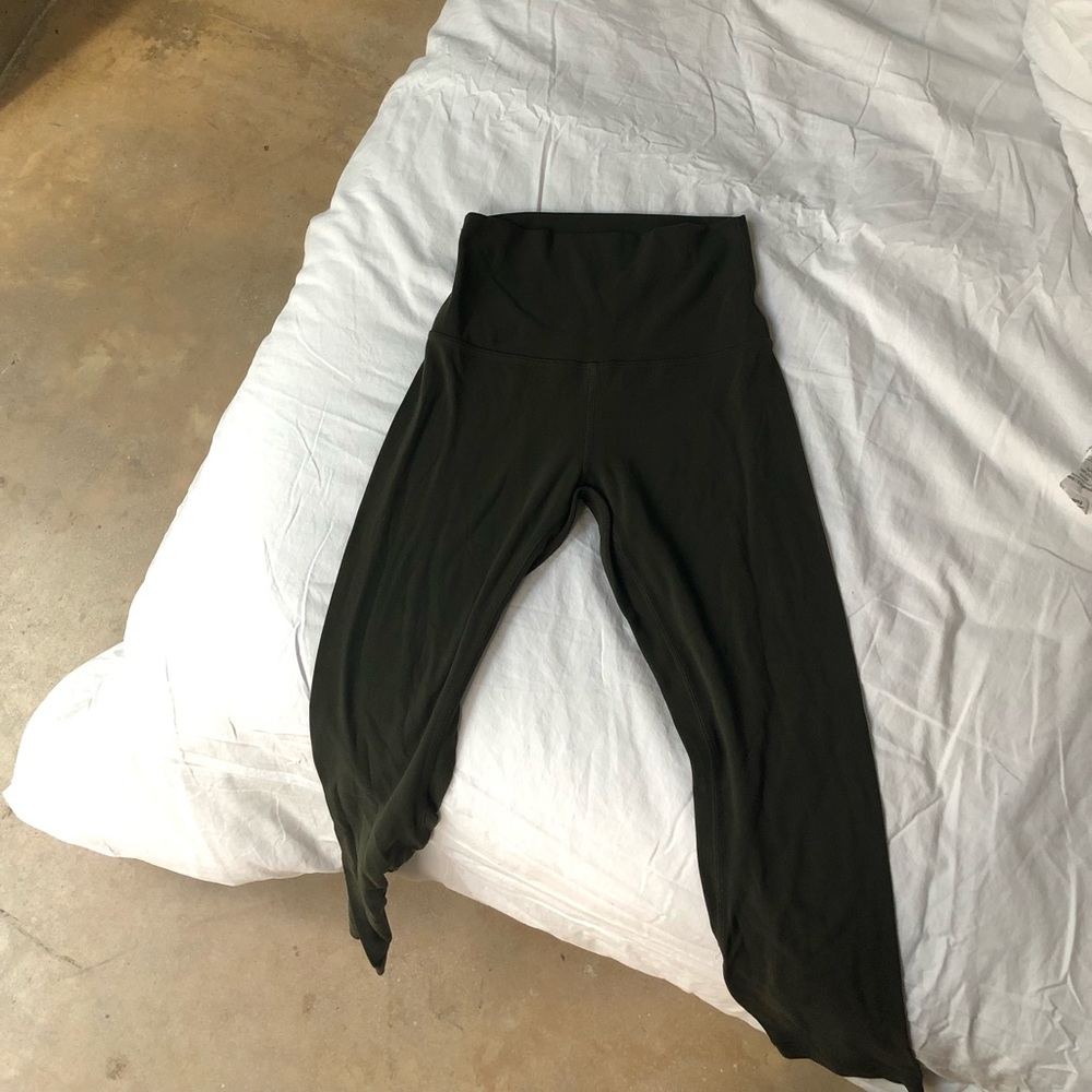 SOLD // Lululemon Align Leggings
